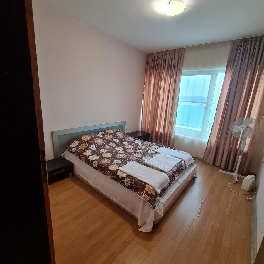 Елка Burgas Exterior foto