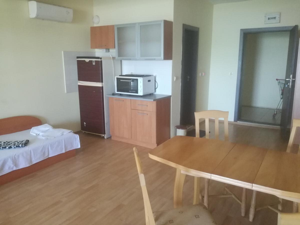 Елка Burgas Exterior foto