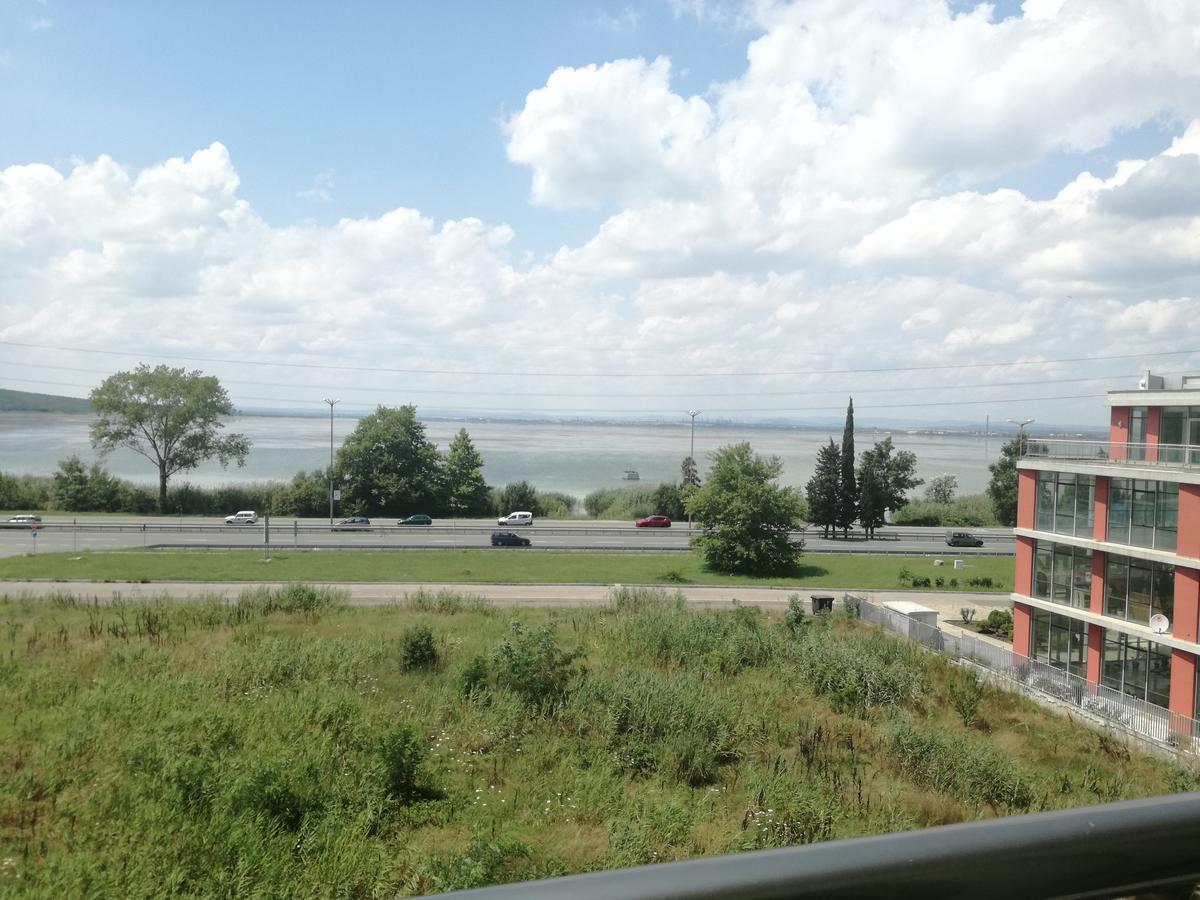 Елка Burgas Exterior foto